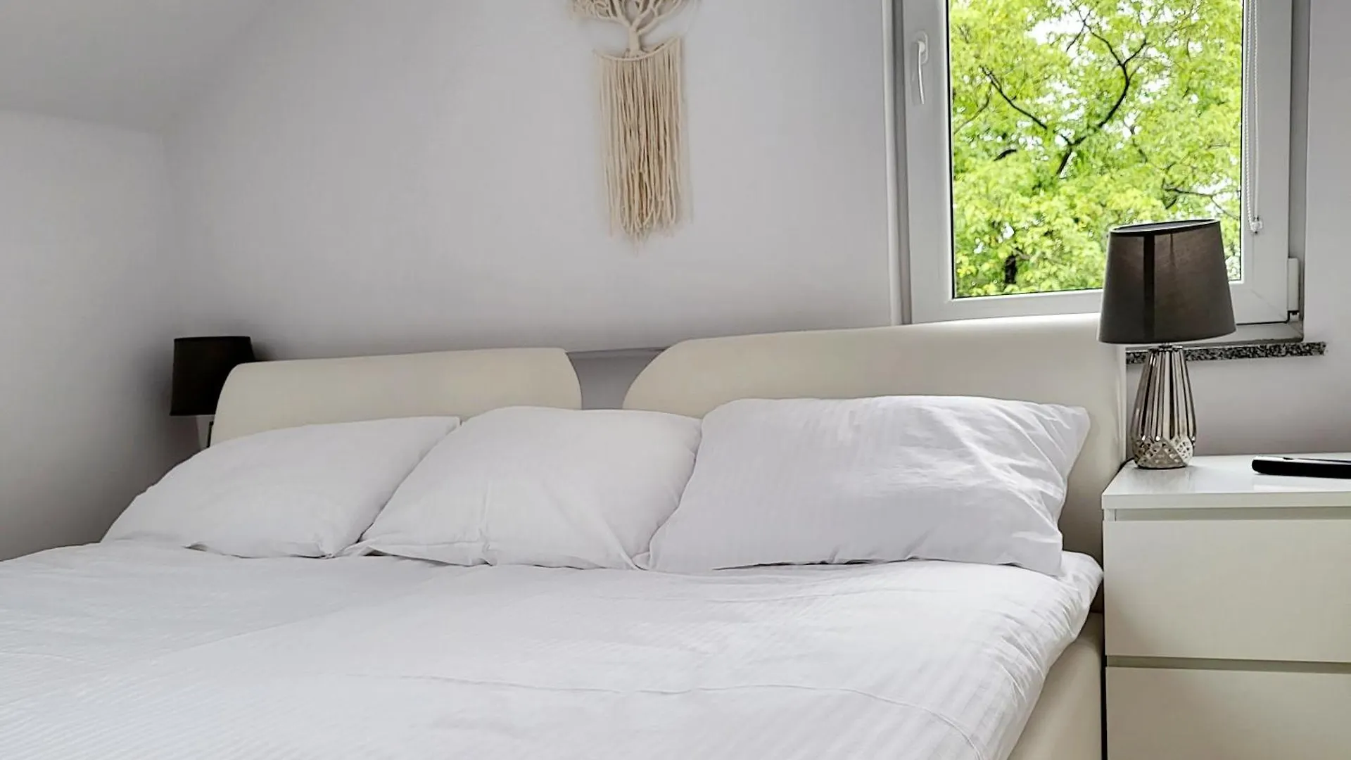 Apart Karkonosze - Klimatyzowany Apartament Charlotte Karpacz Na Deptaku Z Parkingiem W Cenie 0*,